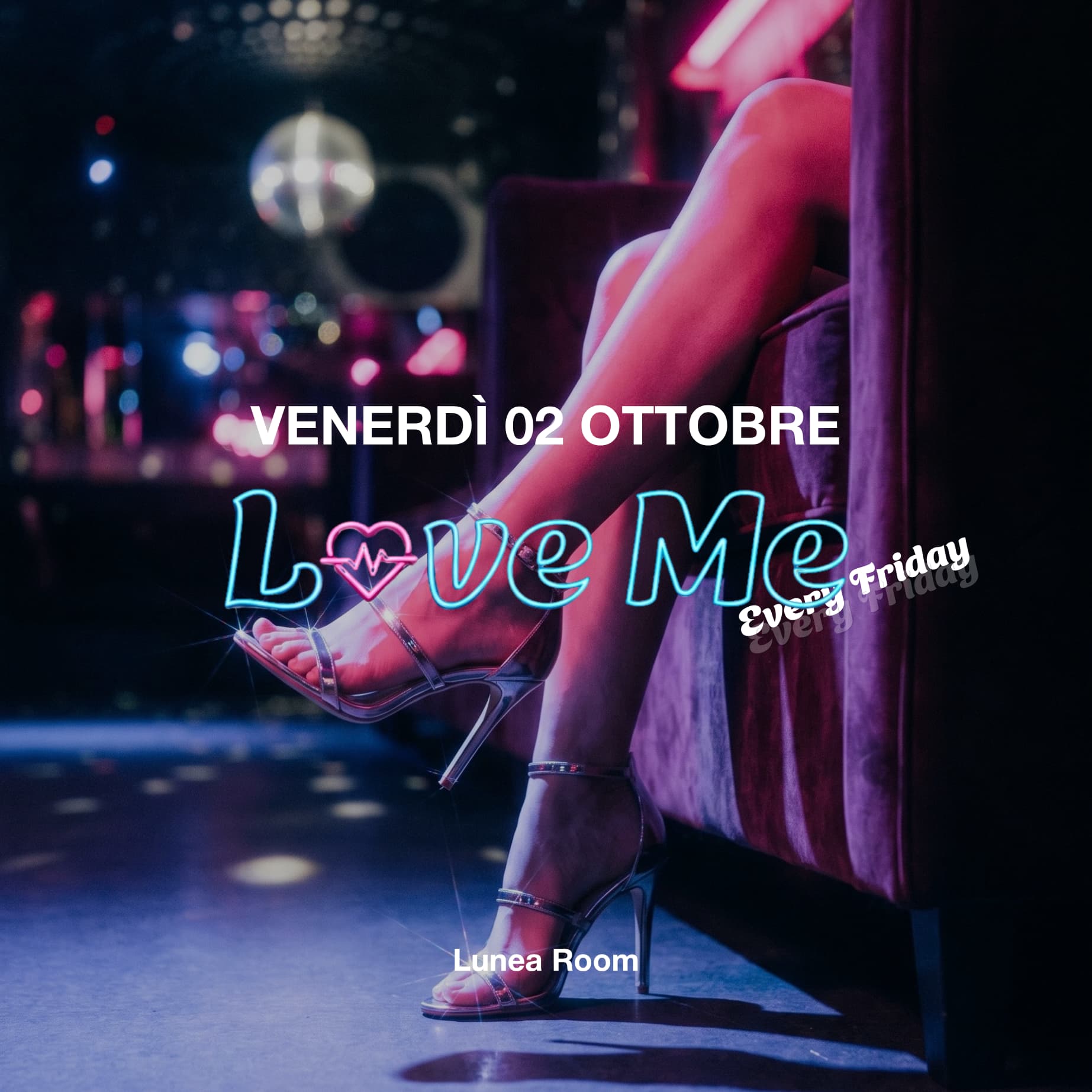 LOVE ME / LUNEA ROOM